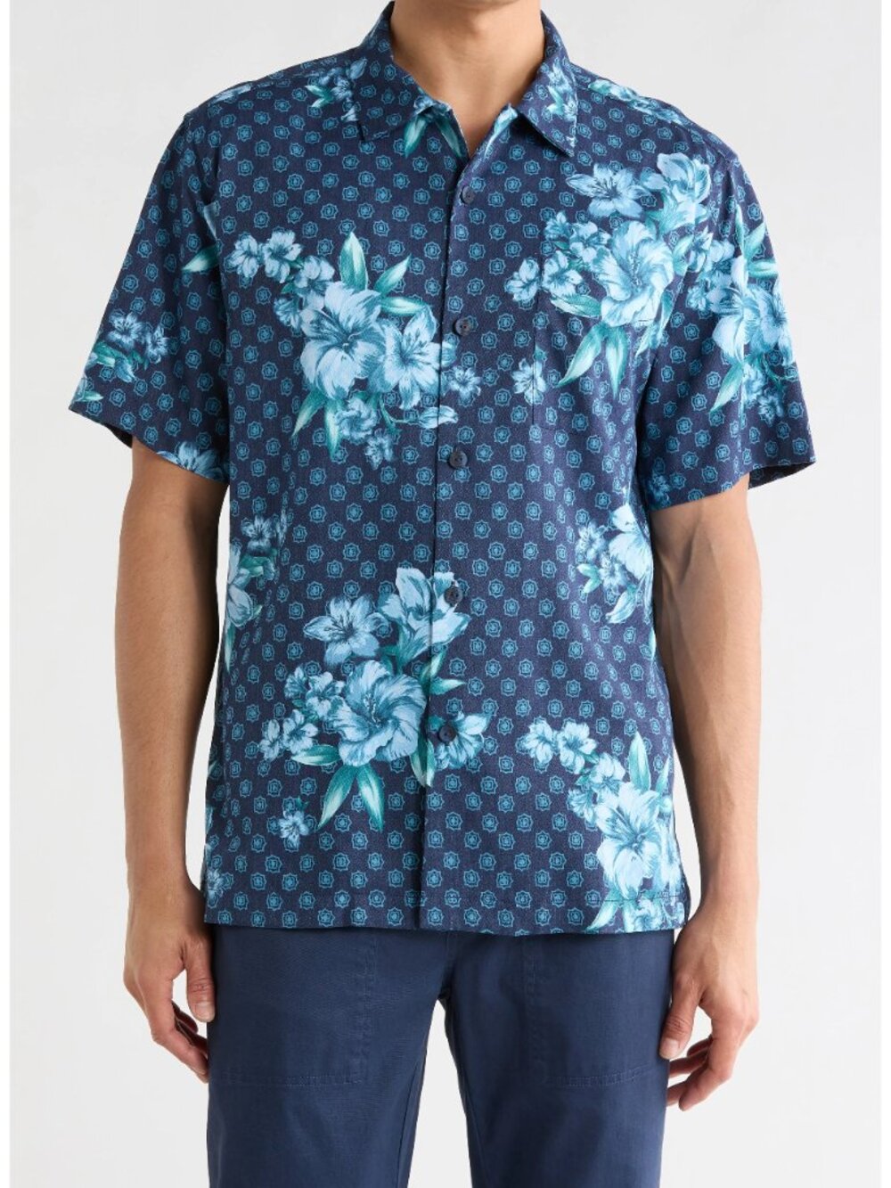 Tommy Bahama Medallion Blooms IslandZone® Shirt Size M $128 Sample